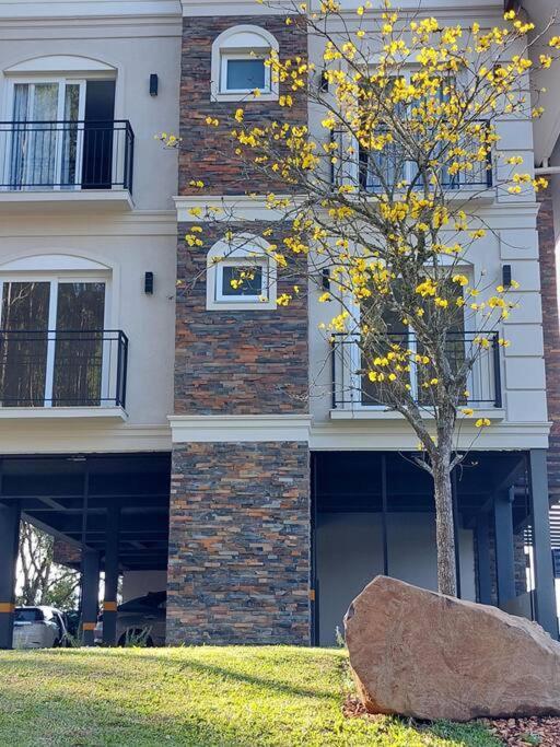 Pervoi Casa Ipe Apartment Gramado Exterior photo